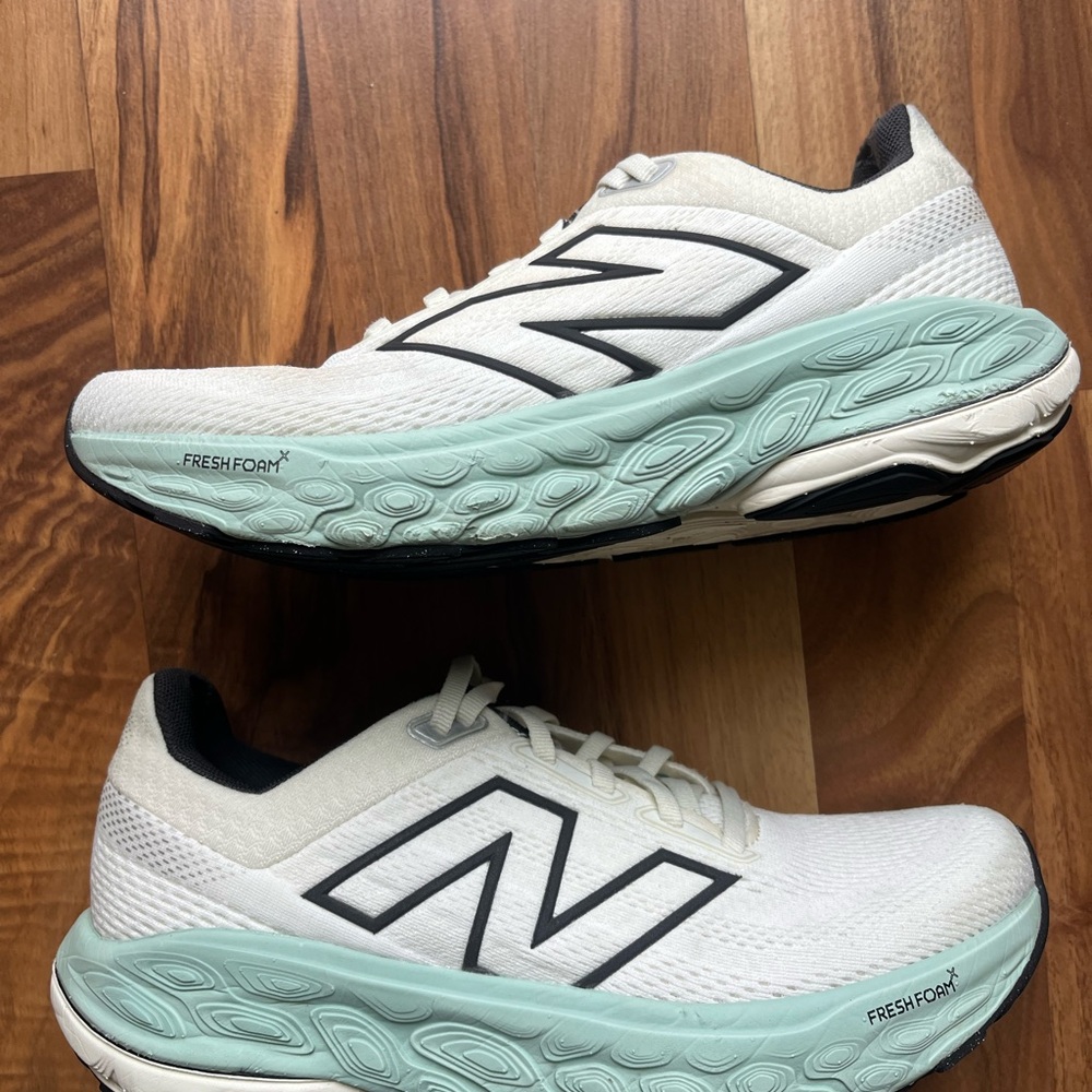 New Balance Fresh Foam 680 Running Shoes